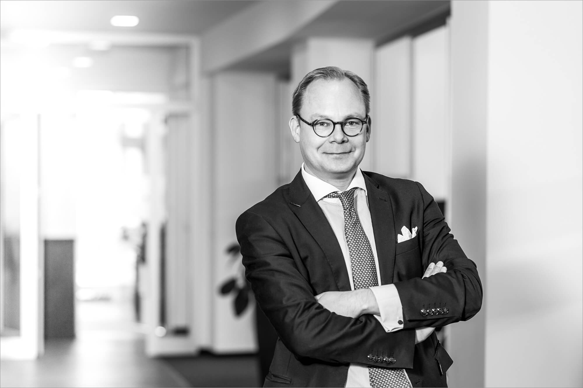 Claas Schmidt, Rechtsanwalt bei COELER Legal Claas Schmidt LL.M.